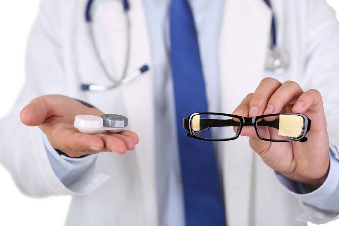 Óculos ou lentes de contato: como escolher a melhor opção para você?